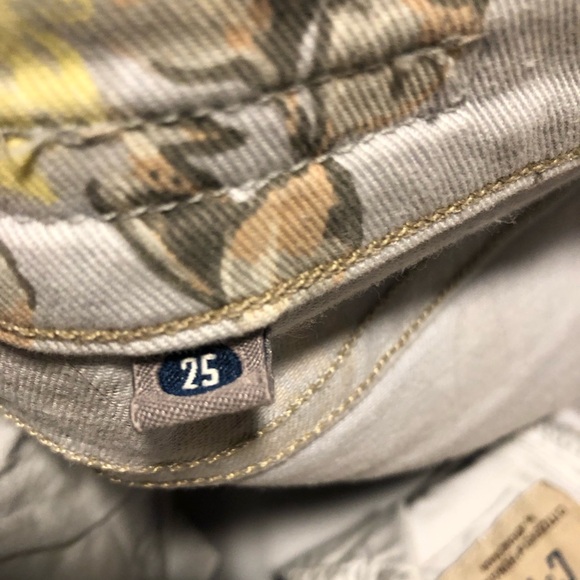 Citizens of Humanity size 25 jeans - Picture 3 of 9